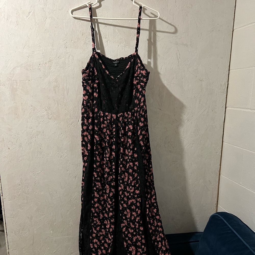 Torrid Size 1 Flower Dress